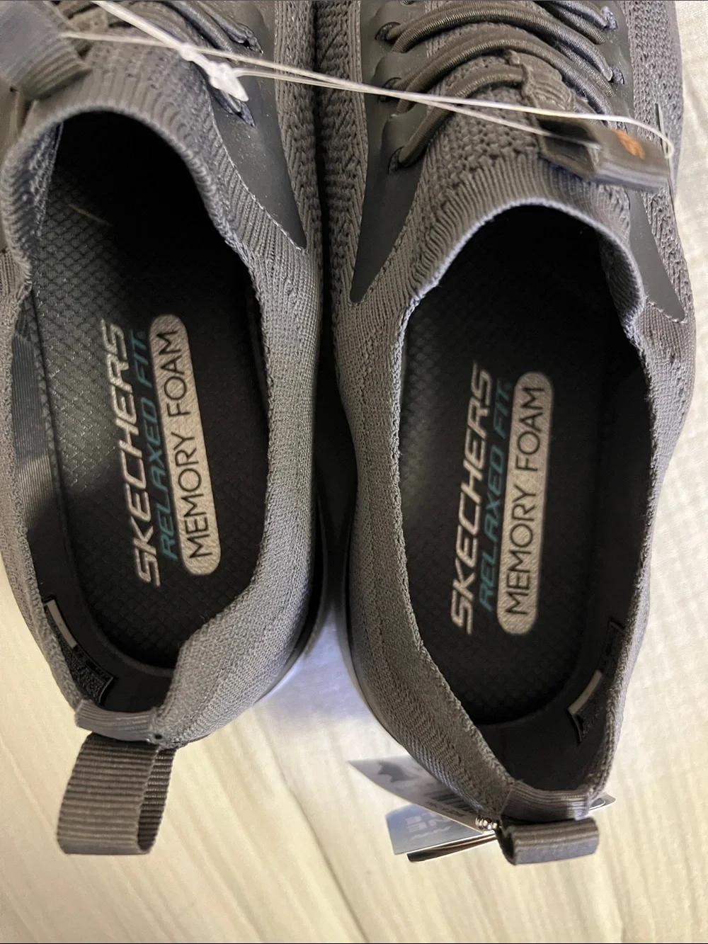 Sketchers relaxed fit memory foam sneakers men’s 12